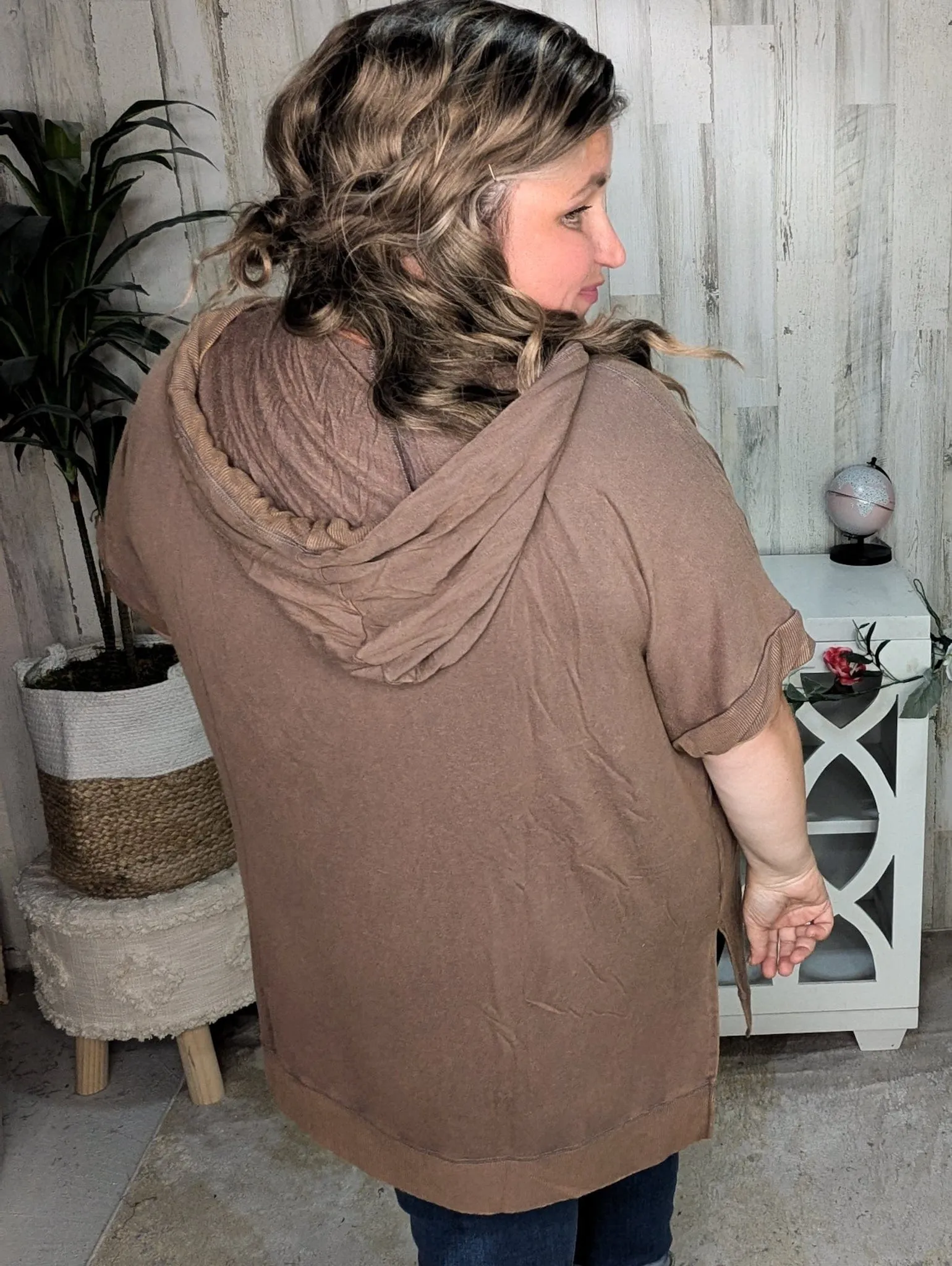 Thalia Short Sleeve Hooded Top in Stretchy Mineral Wash